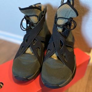 Nike WMNS Jordan Air Latitude 720'Sequoia'Marathon